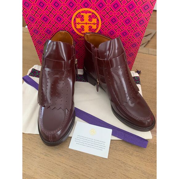 Tory Burch Hyde 40mm Glossy Calf Leather Ankle Booties Size 7.5 W/ Dust Bag IOB - Picture 1 of 12
